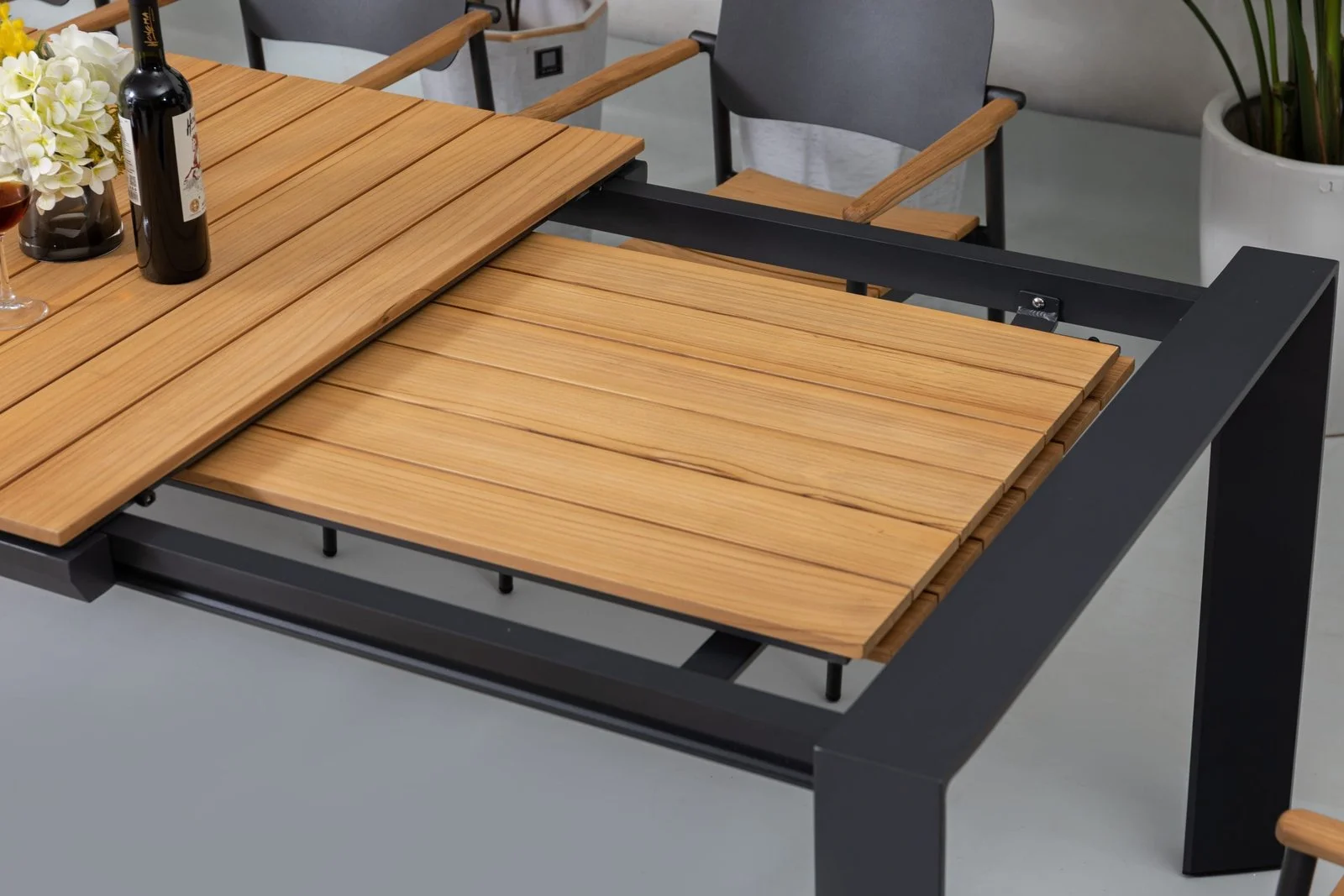 Noa Dining Extended Table 6seats Pier Set — View 9